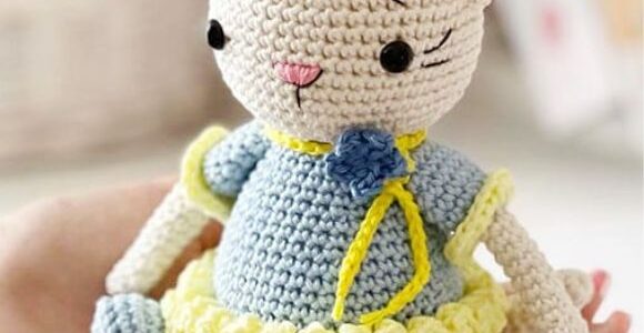 Receita de amigurumi em PDF – Gata Aurora