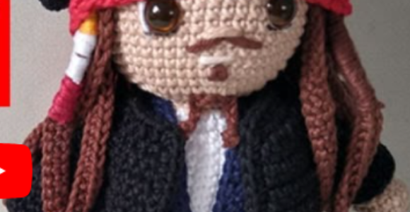 Receita de amigurumi em Video – Capitão Jack Sparrow