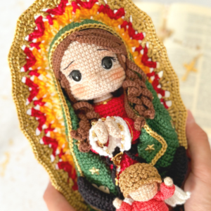 Receita de amigurumi em PDF - Nossa Senhora de Guadalupe