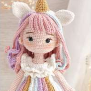 Receita de amigurumi em PDF - Boneca Sofia