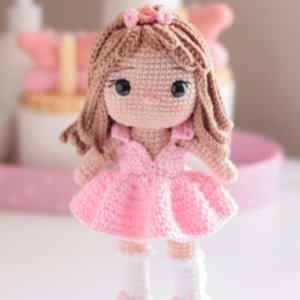 Receita de amigurumi em PDF - Boneca Encantada