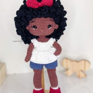 Receita de amigurumi em PDF - Boneca Tina