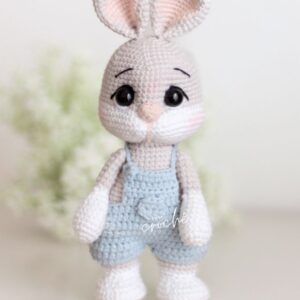 Receita de amigurumi em PDF - Coelhinho Pedrinho