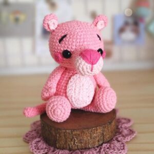 Receita de amiguirumi em PDF - Pantera Cor de Rosa