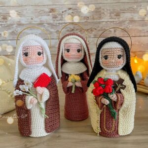 Receita de amigurumi em PDF - Ebook Trio de Santas - Santa Clara,  Santa Terezinha e Santa Catarina de Siena