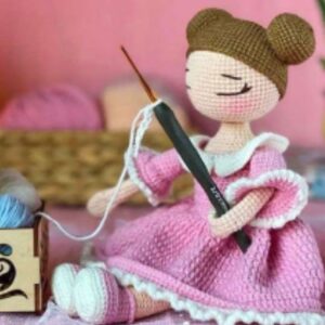 Receita de amigurumi em PDF   - Boneca Yuko