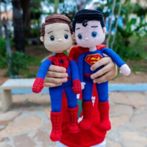 Receita de amigurumi em PDF - Spiderman e Super Homem