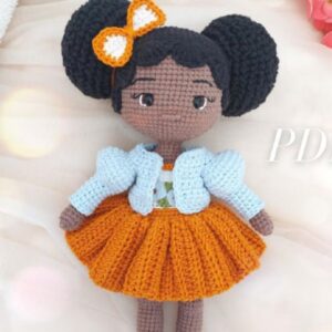 Receita de amigurumi em PDF - Boneca Zoe