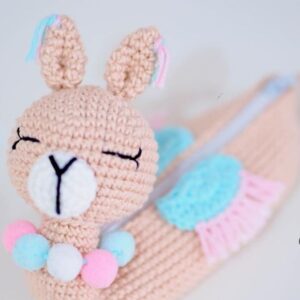Receita de amigurumi em PDF - Estojo Lhama