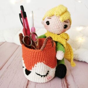 Receita de amigurumi em PDF - Porta lápis o Pequeno Principe