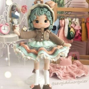 Receita de amigurumi em PDF - Boneca Aybuke