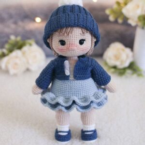 Receita de amigurumi em PDF - Boneca Julie