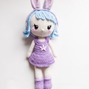 Receita de amigurumi em PDF - Menina Coelho