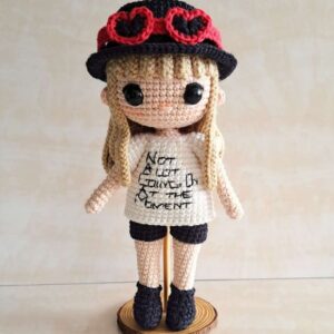 Receita de amigurumi em PDF - Taylor Swift