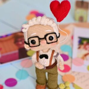 Receita de Amigurumi em PDF- Vovô Carl UP Altas Aventuras