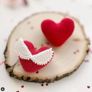 Receita de amigurumi gratuita - Coração Alado