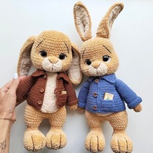 Receita de Amigurumi em pdf -Pedro o Coelho