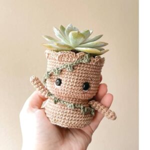 Receita de amigurumi em PDF - Baby groot