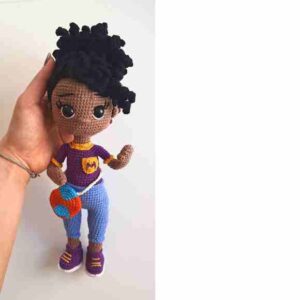 Receita de amigurumi em PDF - Boneca Meekah