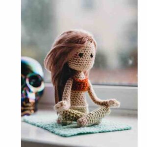 Receita de amigurumi em PDF - Boneca Yoga