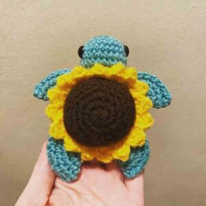 Receita de amigurumi em PDF - Sunny a tartaruga girassol