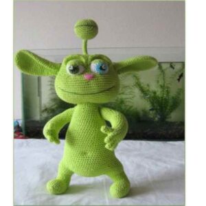 Receita de amigurumi em PDF - Alienigena Verde