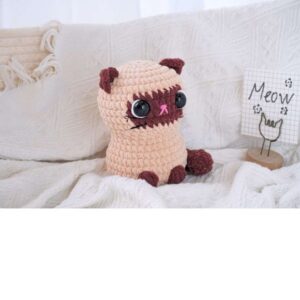 Receita de amigurumi em PDF - Gato da cara bagunçada