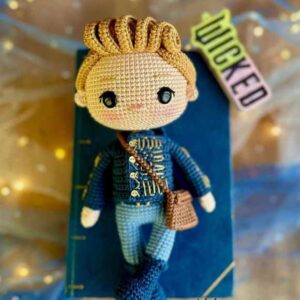 Receita de amigurumi em PDF - Fiyero - Wicked