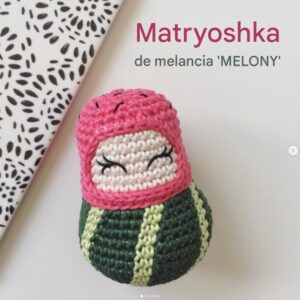 Receita de amigurumi gratuita - Matryoshka de Melância