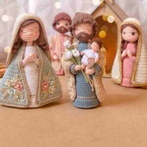 Receita de amigurumi em PDF - Sagrada Familia