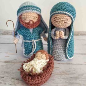 Receita de amigurumi em PDF - Sagrada Familia