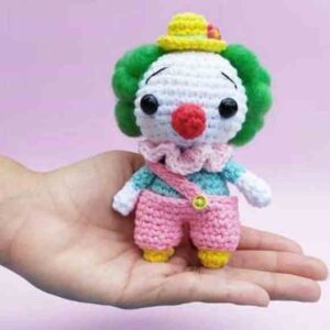 Receita de amigurumi em PDF - Chaveiro Palhacito