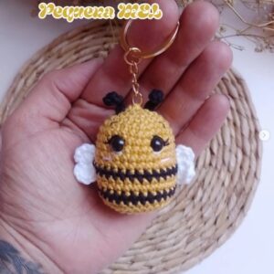 Receita de amigurumi gratuita - Chaveiro Pequena Mel