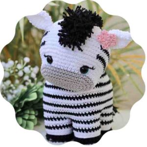 Receita de amigurumi em PDF - Zebrinha Zoe