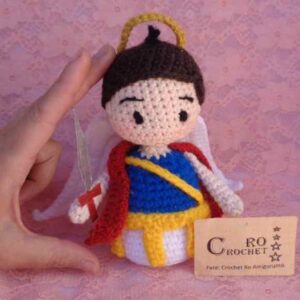 Receita de amigurumi em PDF - Arcanjo Miguel