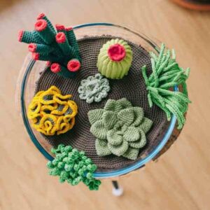 Receita de amigurumi em PDF - Arranjo de Cactos