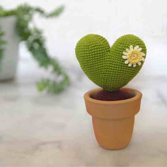 Receita de amigurumi em PDF - Cactus Amore