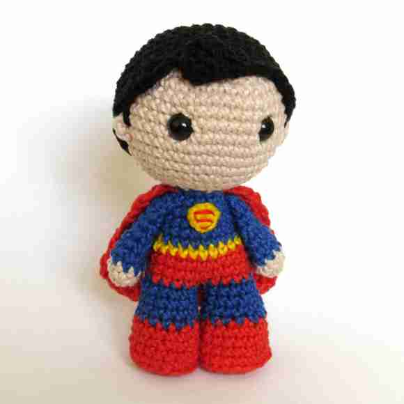 Receita de amigurumi em PDF - Superman - Super Homem