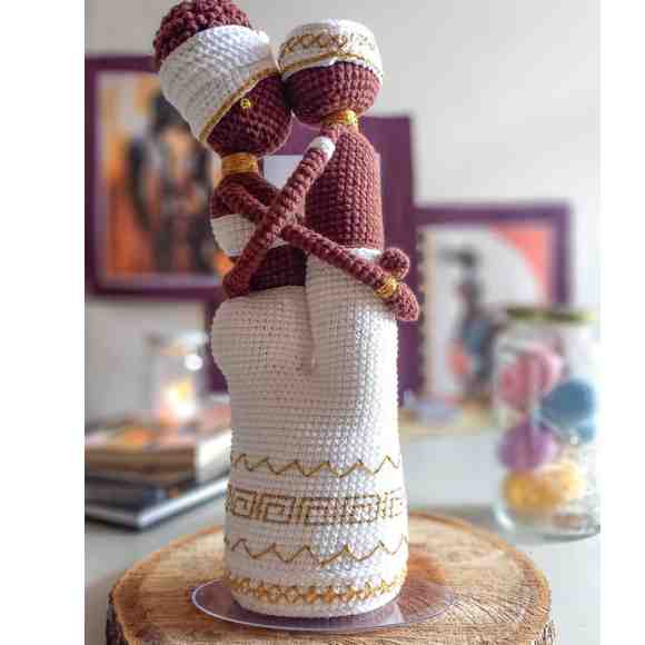 Receita de amigurumi em PDF - Africana