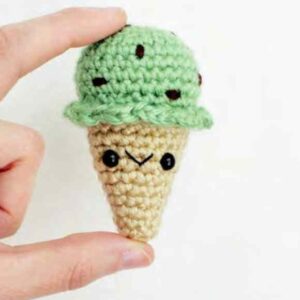 Receita de amigurumi em PDF - Cone de sorvete