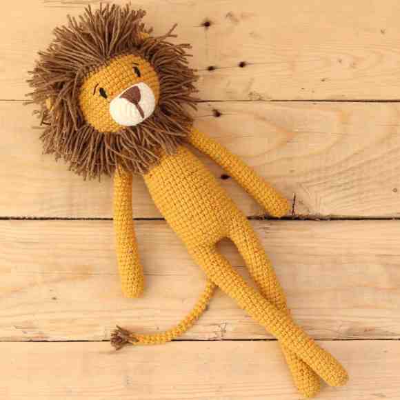 Receita de amigurumi em PDF - Leão Comprido
